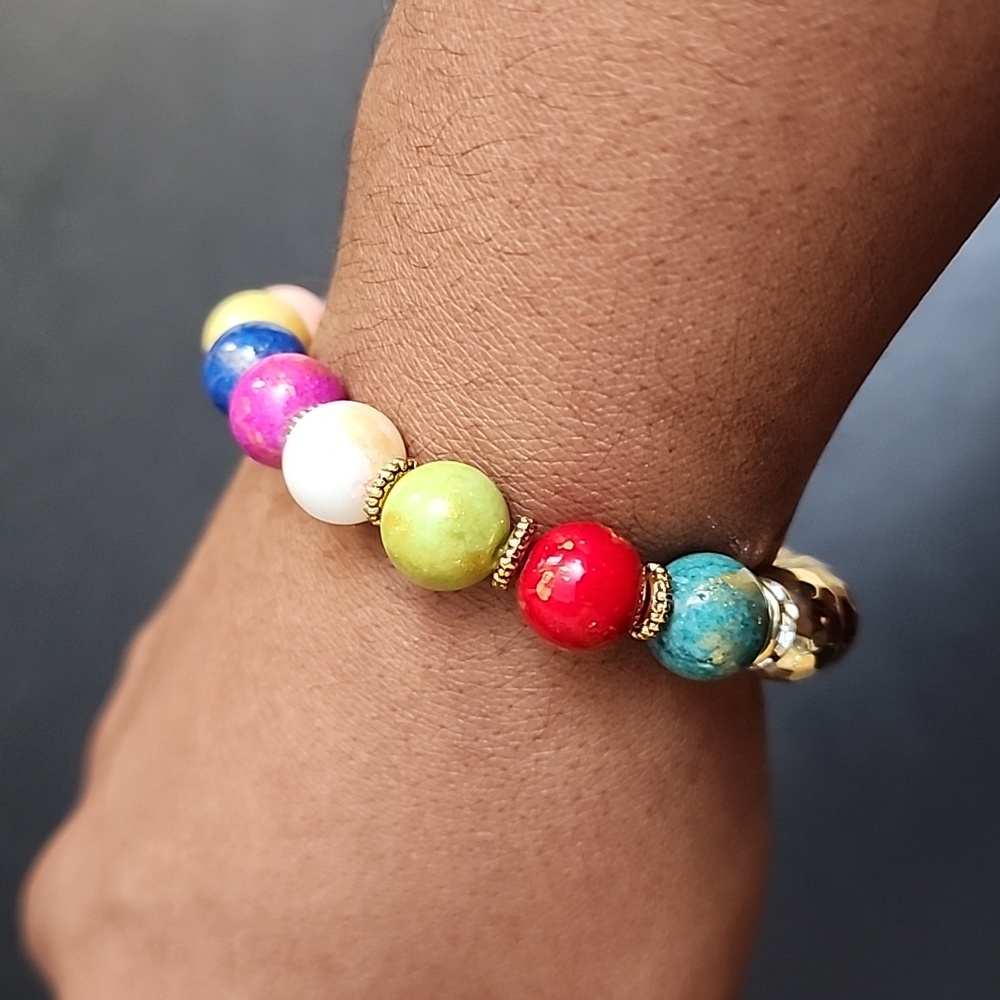 10MM Natural Mashan Dyed Jade and Hematite Stretch Beaded Bracelet - Picture 2 of 4